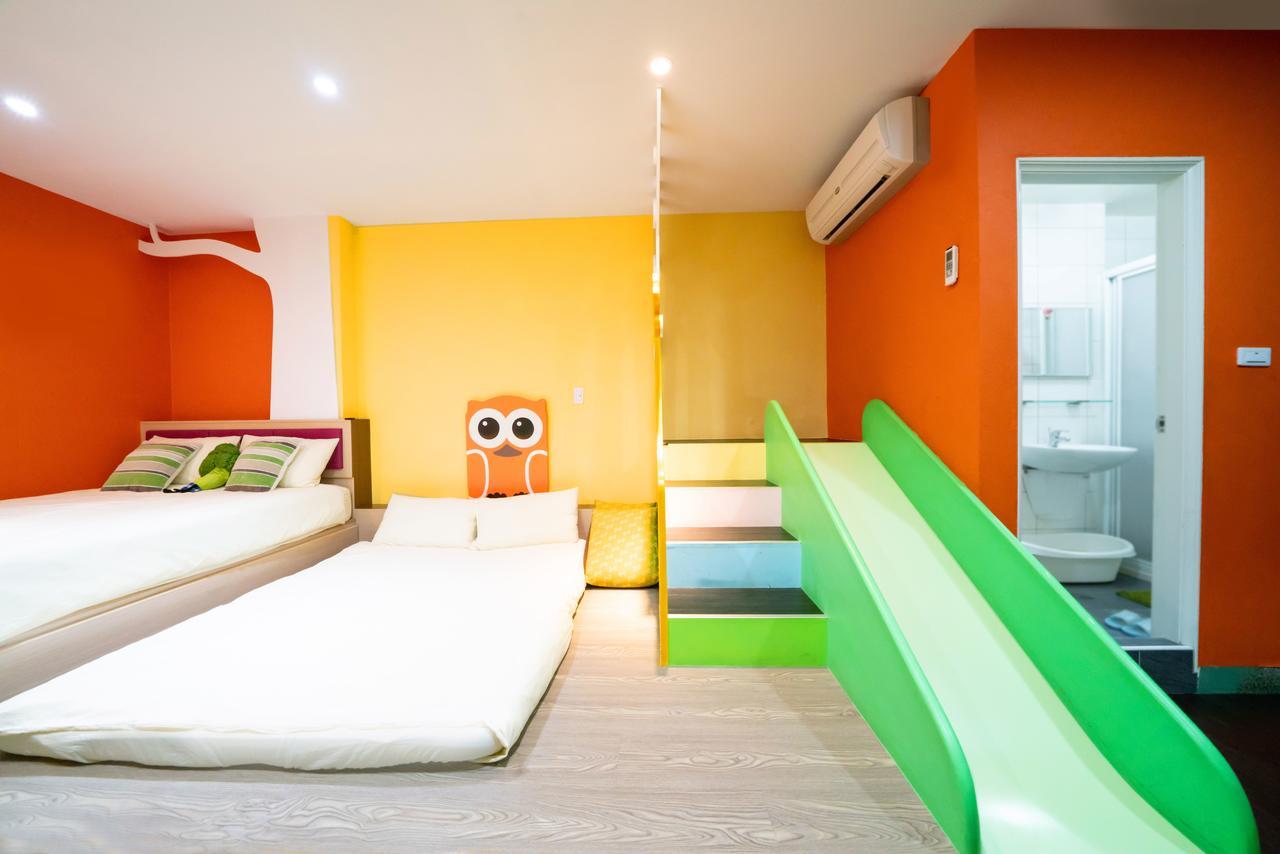 Fairytale House Bed & Breakfast Tainan Bagian luar foto